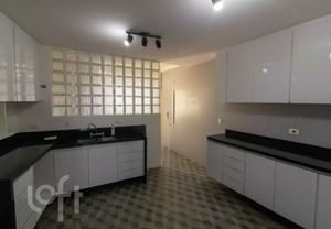 Image 4 - 374560