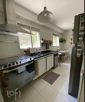Image 21 - 374734