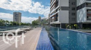 Image 17 - 374901