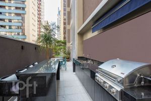 Image 3 - 374940