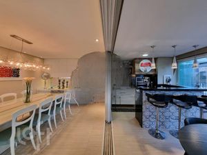 Image 6 - 374996