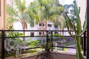 Image 65 - 375249