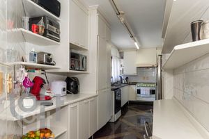 Image 32 - 375249