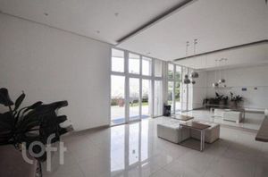 Image 29 - 376333