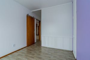 Image 10 - 376476