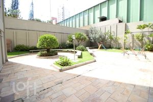 Image 59 - 376725