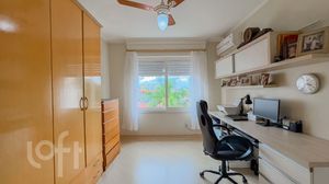 Image 32 - 377085