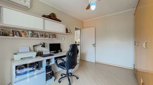 Image 35 - 377085