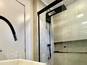 Image 19 - 377161