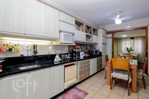 Image 38 - 377619