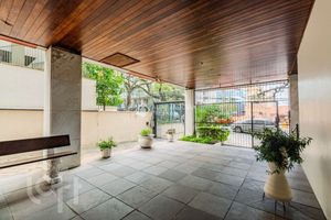 Image 20 - 377654