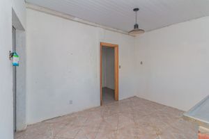 Image 24 - 377758