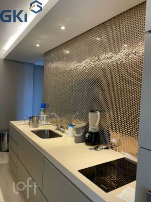 Image 20 - 378059
