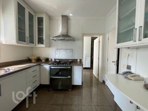 Image 18 - 378071
