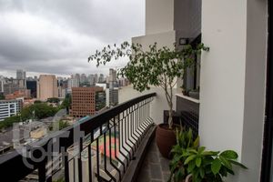 Image 30 - 378120