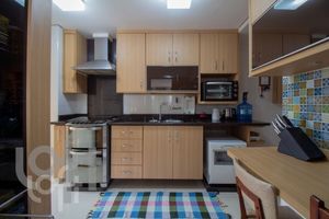 Image 45 - 378120