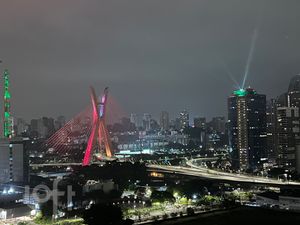 Image 18 - 378147