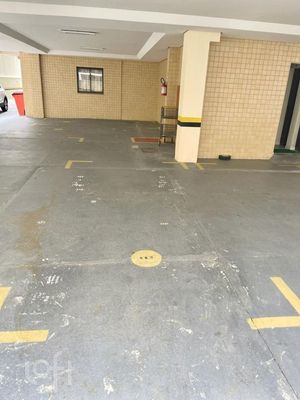 Image 17 - 378470