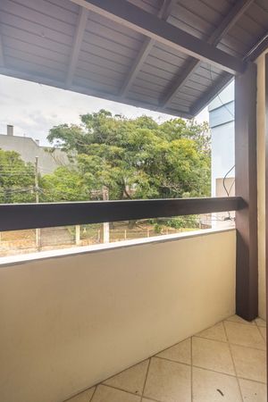 Image 17 - 378487