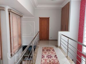 Image 4 - 378578
