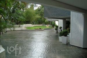 Image 30 - 378595