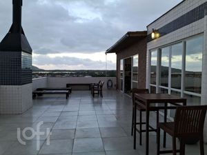 Image 10 - 378785