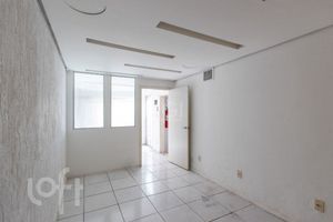 Image 7 - 378788