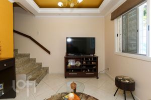 Image 16 - 378934