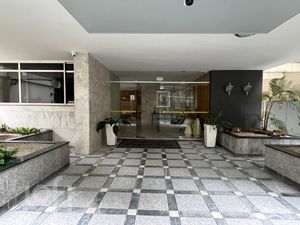 Image 18 - 379136