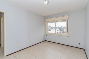 Image 1 - 379198