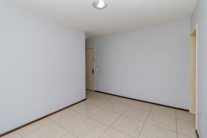 Image 3 - 379198