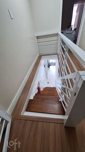 Image 9 - 379199