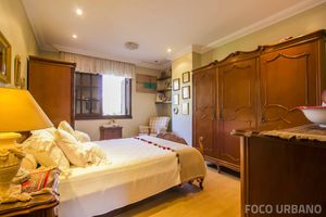 Image 34 - 3792