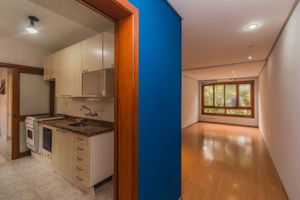 Image 11 - 379312