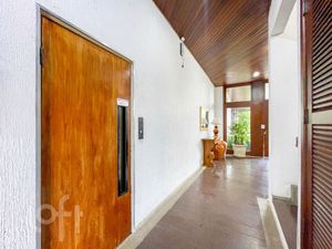 Image 42 - 379415
