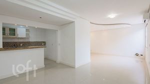 Image 8 - 379420