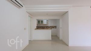 Image 9 - 379420
