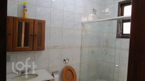 Image 4 - 379424