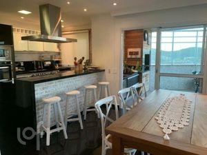 Image 3 - 379630