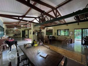Image 6 - 380161