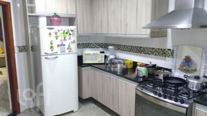 Image 3 - 380306