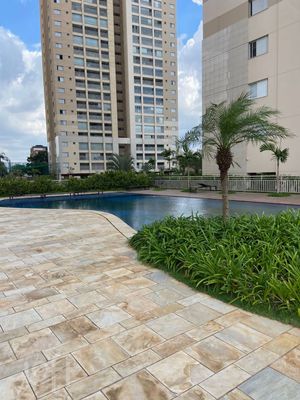 Image 15 - 381309
