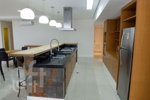 Image 31 - 381709