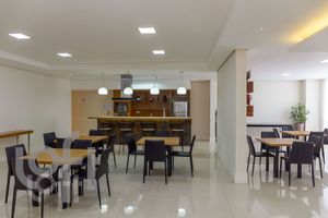 Image 27 - 381709
