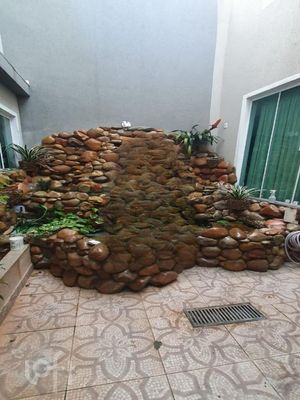 Image 15 - 381850