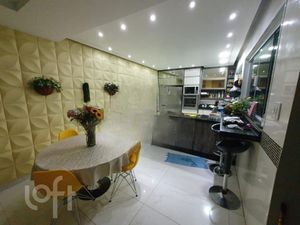 Image 6 - 381850