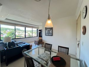 Image 7 - 381867