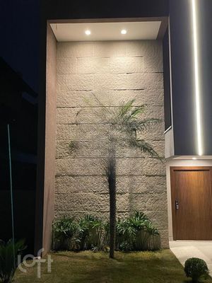 Image 0 - 382525