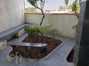 Image 15 - 382672