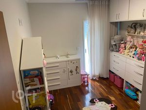 Image 3 - 382953